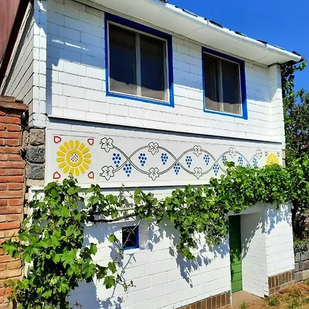 Malovany Sklipek Hlohovec Exterior foto
